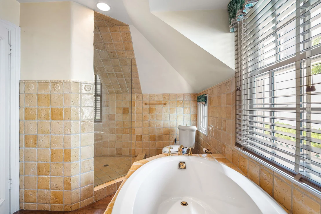 Photo of 406 N Ocean Boulevard