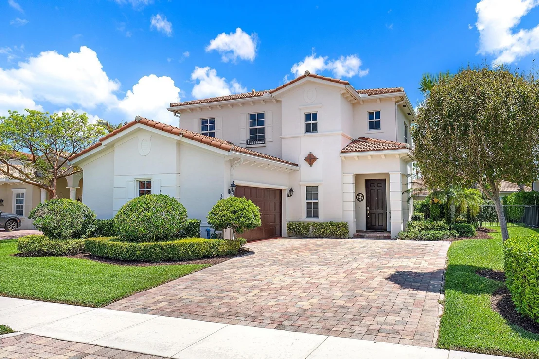 Photo of 196 Behring Way