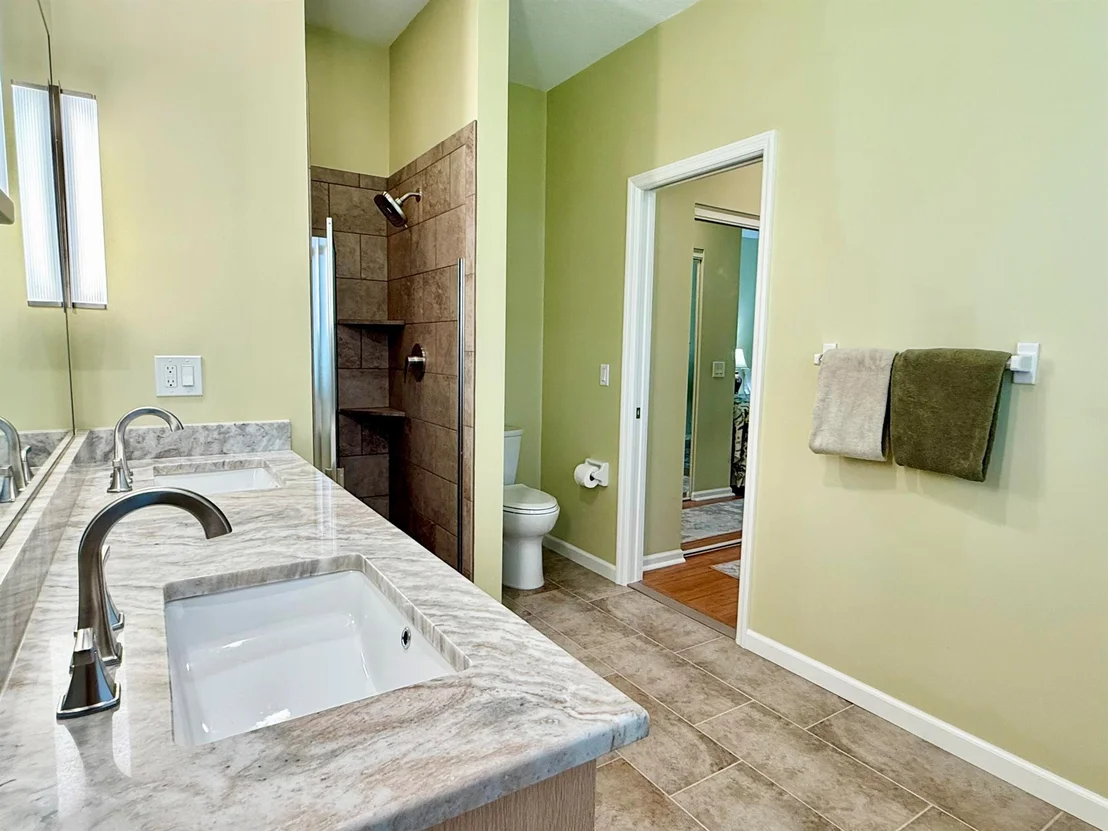 Photo of 13268 151 Lane N
