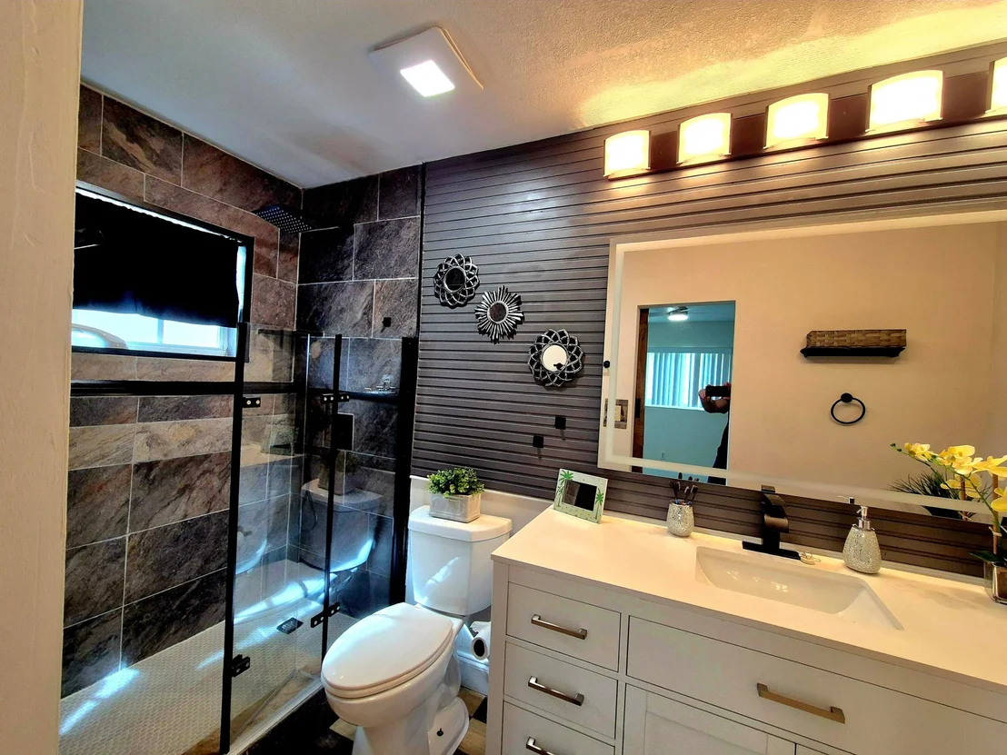 Photo of 1015 NW 68th Avenue