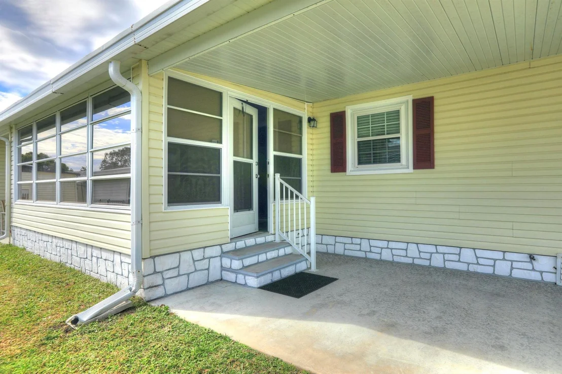 Photo of 931 Jacaranda Drive
