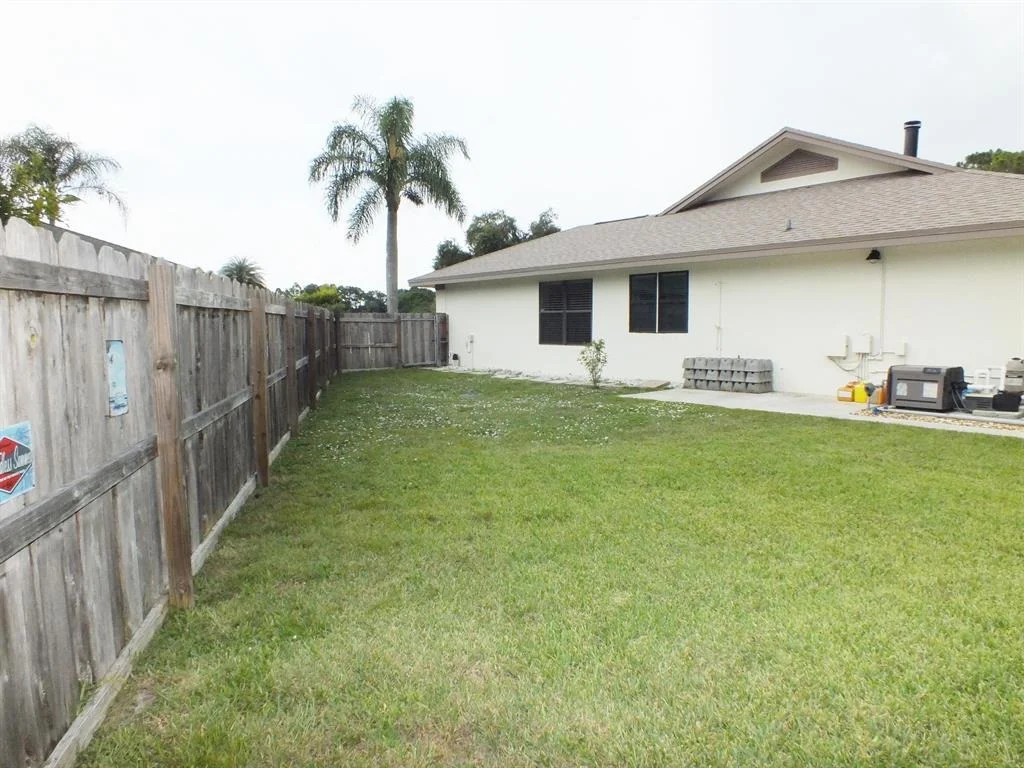 Photo of 115 Laurel Way