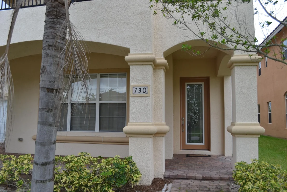 Photo of 730 Cresta Circle