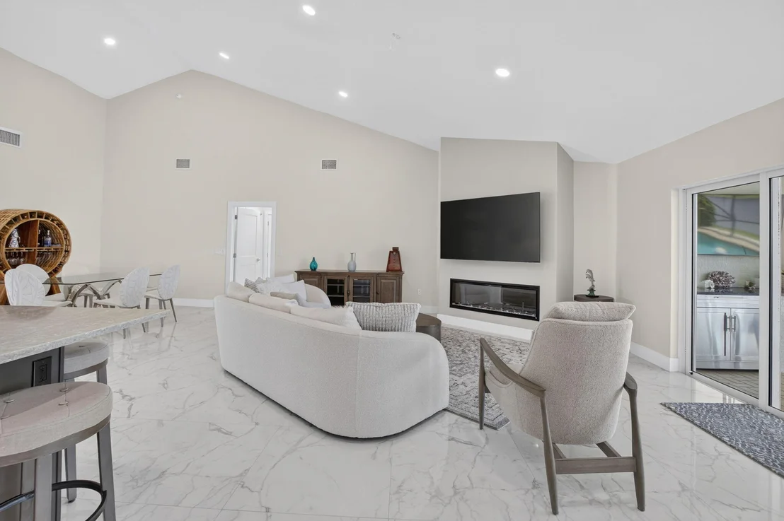 Photo of 7082 NW 3rd Avenue