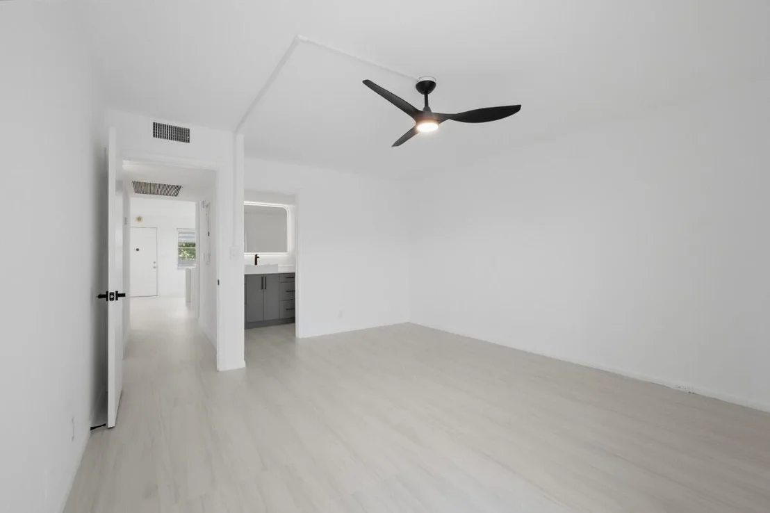 Photo of Unit B2 at 1805 Eleuthera Point