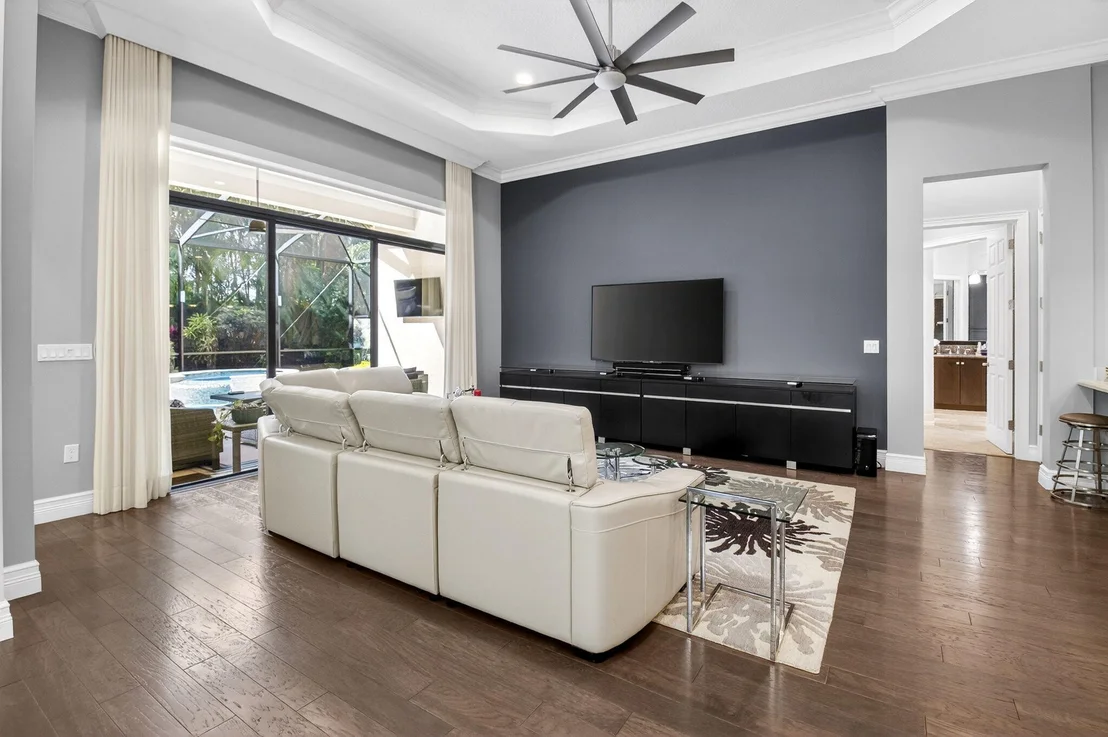 Photo of 16921 Pavilion Way