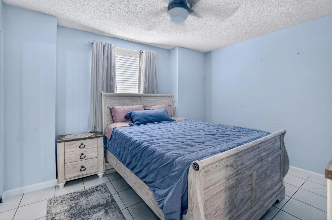 Photo of 9976 Robins Nest Road