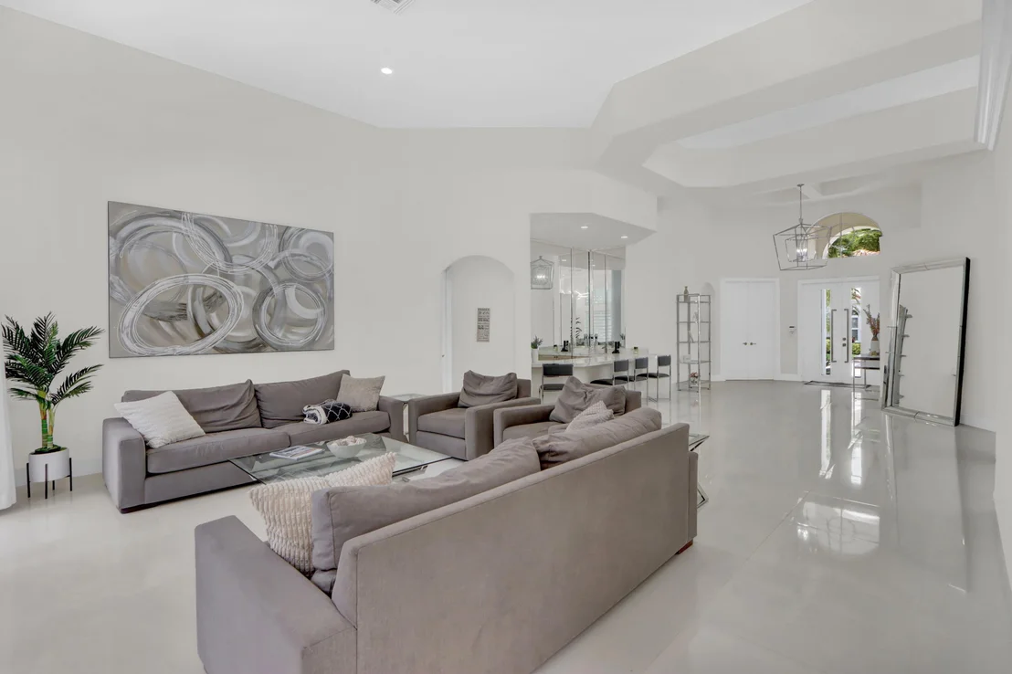 Photo of 6564 Somerset Circle