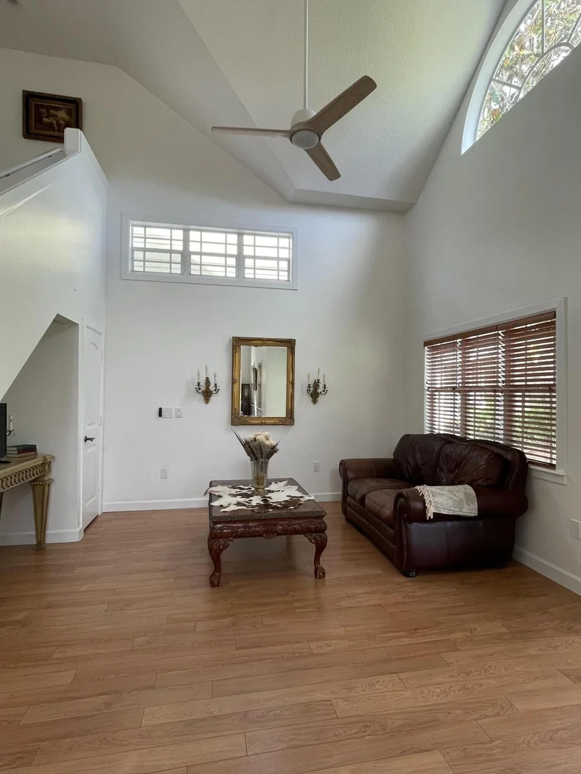 Photo of Unit 20 at 4334 U.S. 441