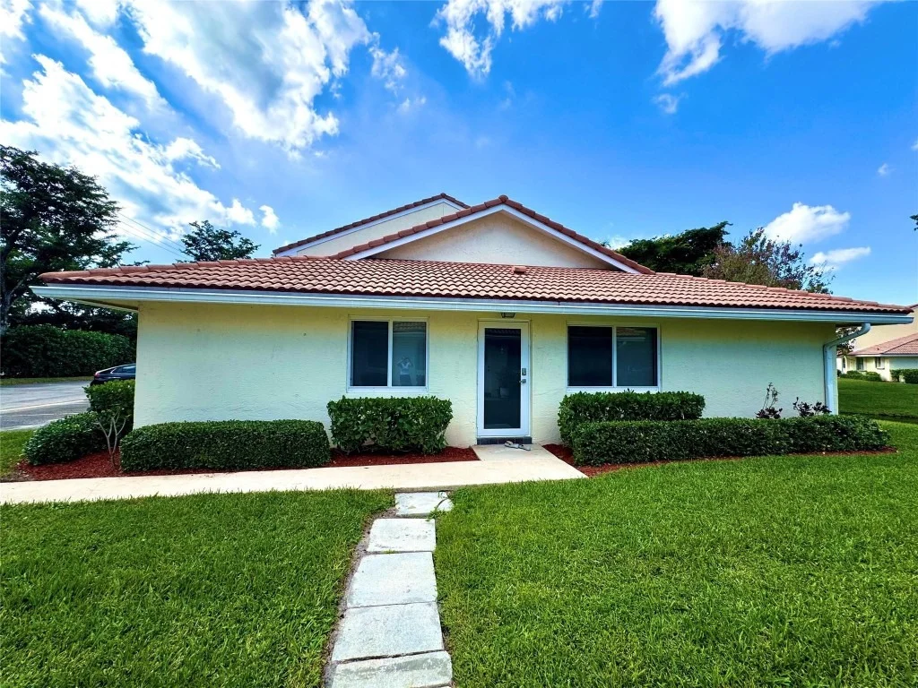 Photo of Unit 6441 at 6441 Boca Circle