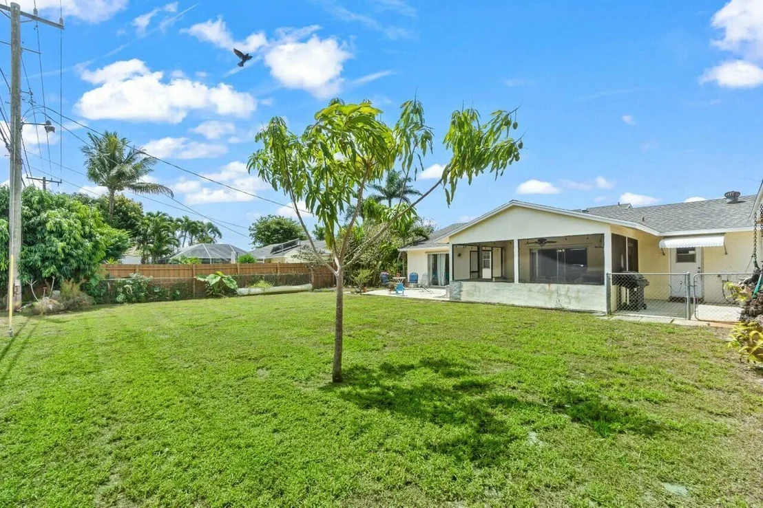 Photo of 3556 Pinehurst Drive
