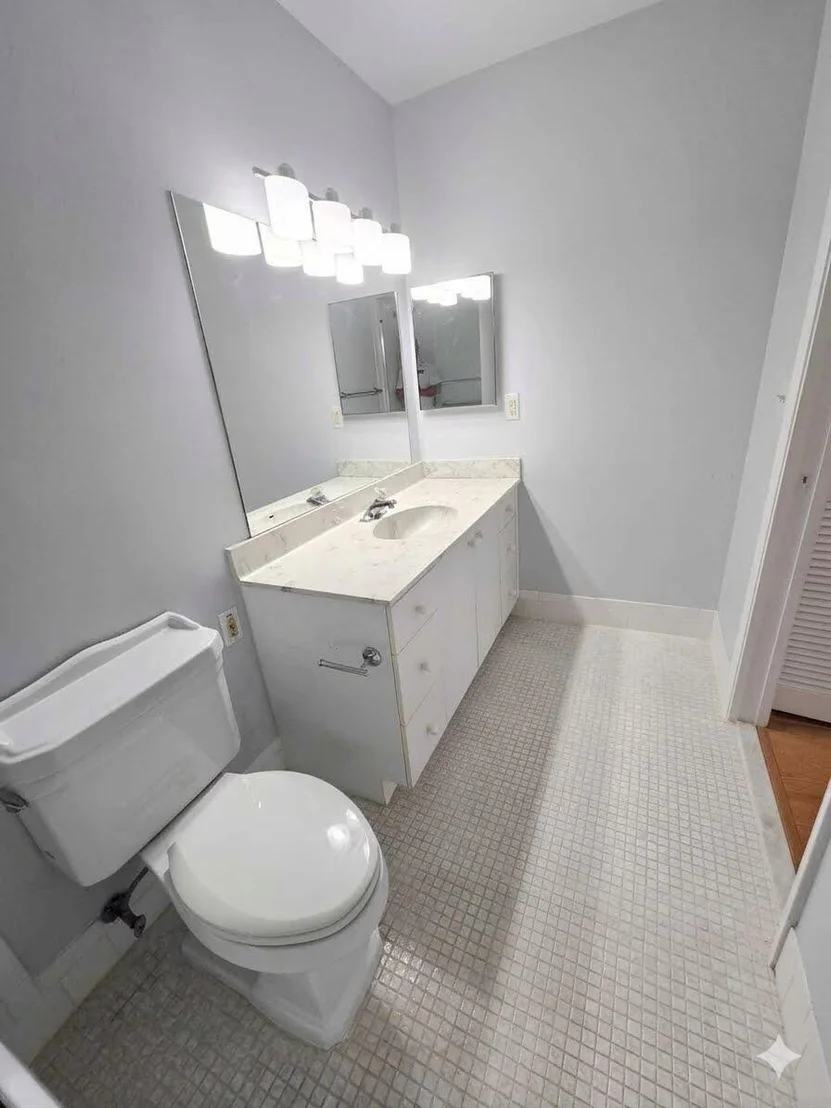 Photo of Unit C at 14103 Nesting Way