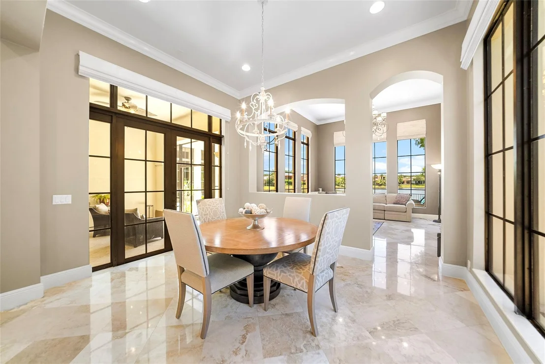 Photo of 9460 Eden Manor