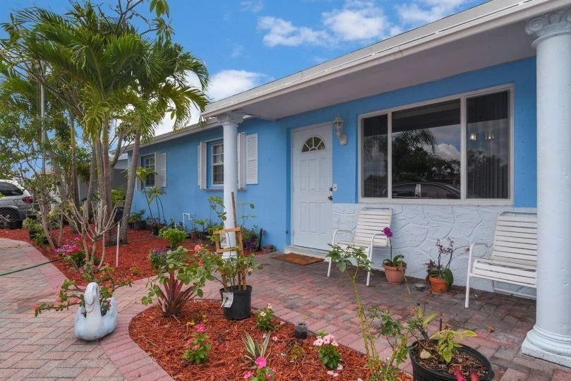 Photo of 2880 Dolphin Circle