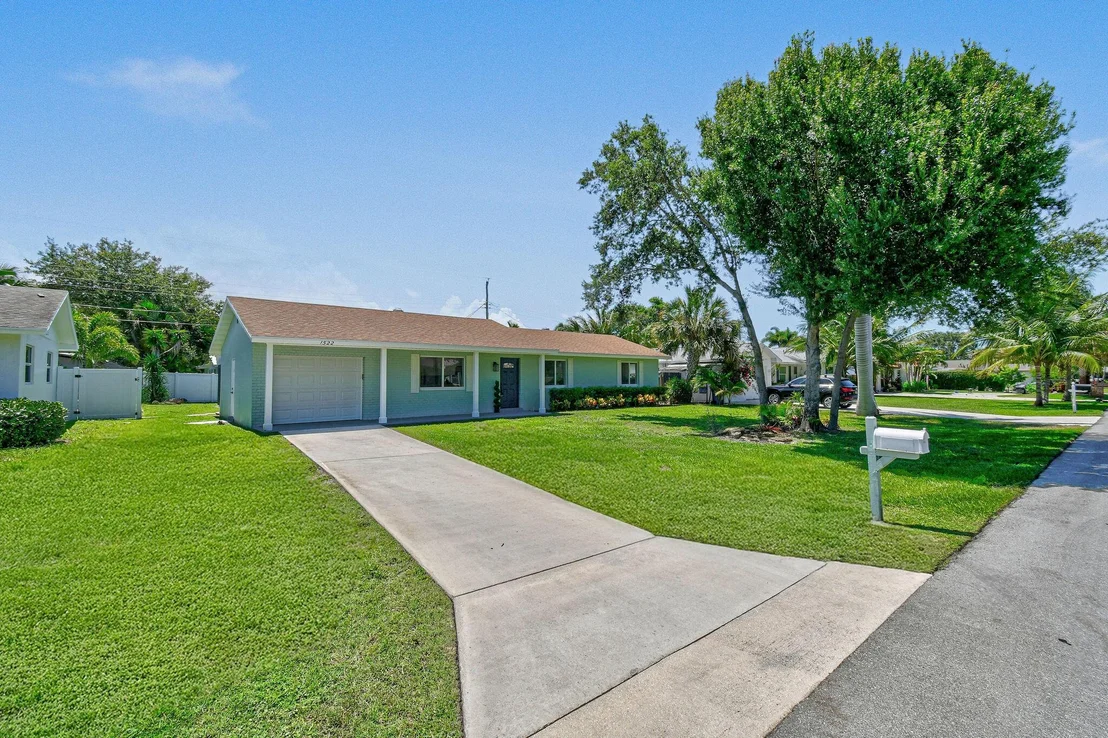 Photo of 1522 Lance Road