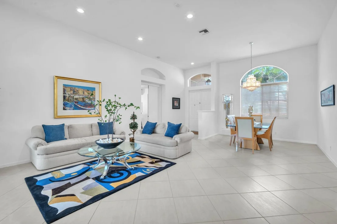 Photo of 2984 Oakbrook Drive