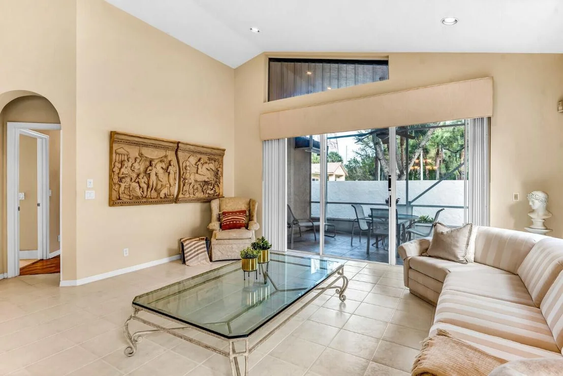 Photo of 11074 Springbrook Circle
