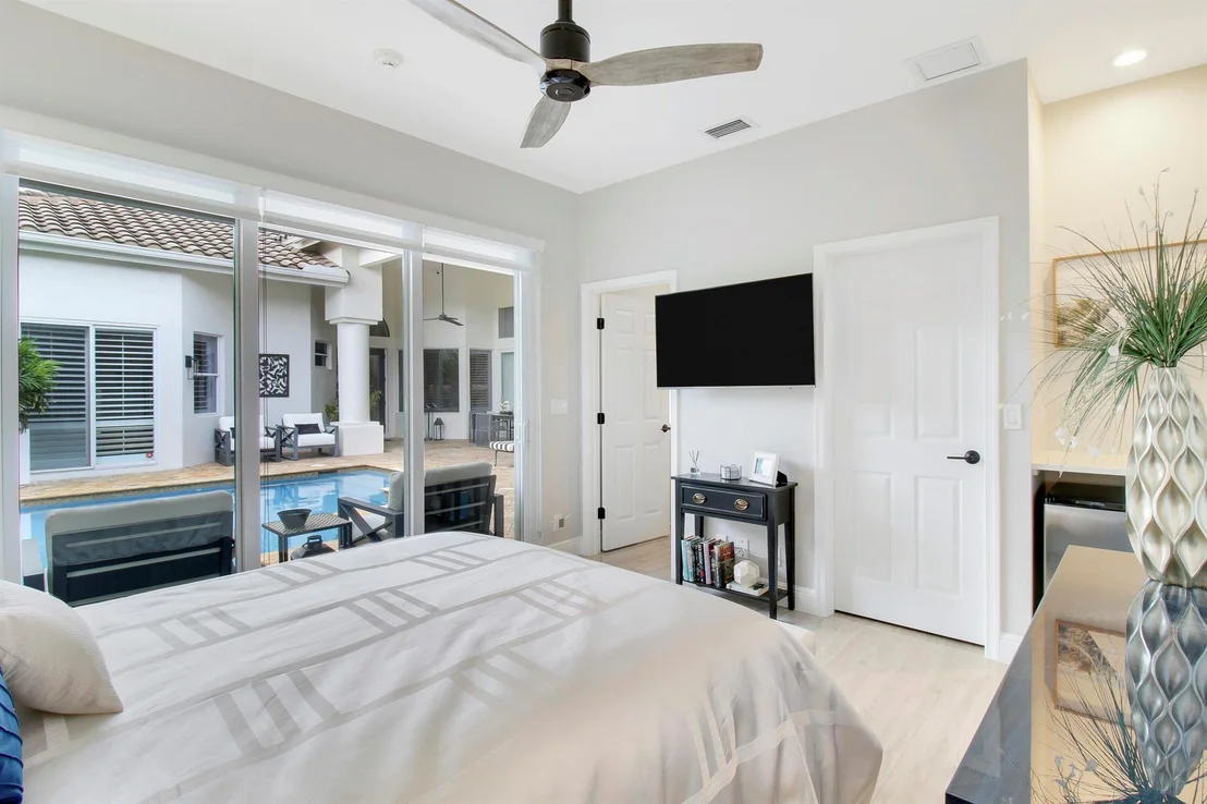 Photo of 7606 La Corniche Circle