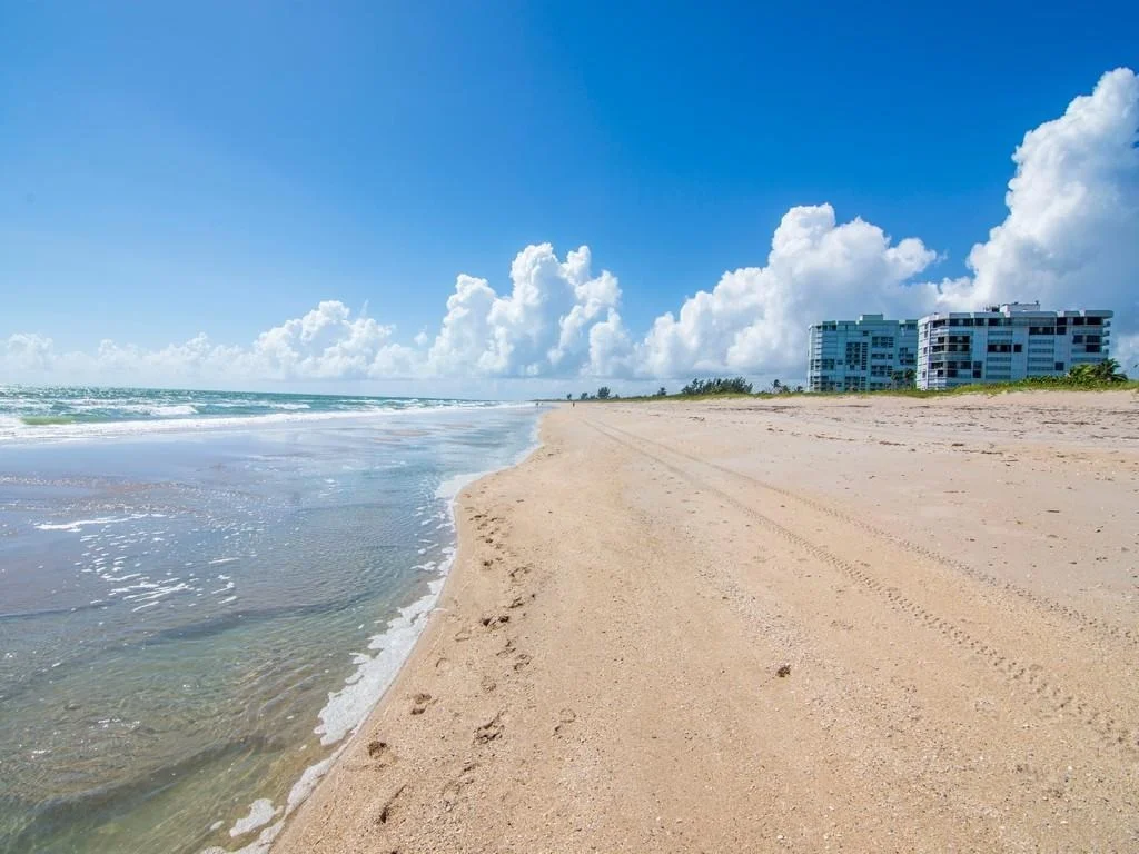 Photo of Unit PHA2 at 3100 N Highway A1a
