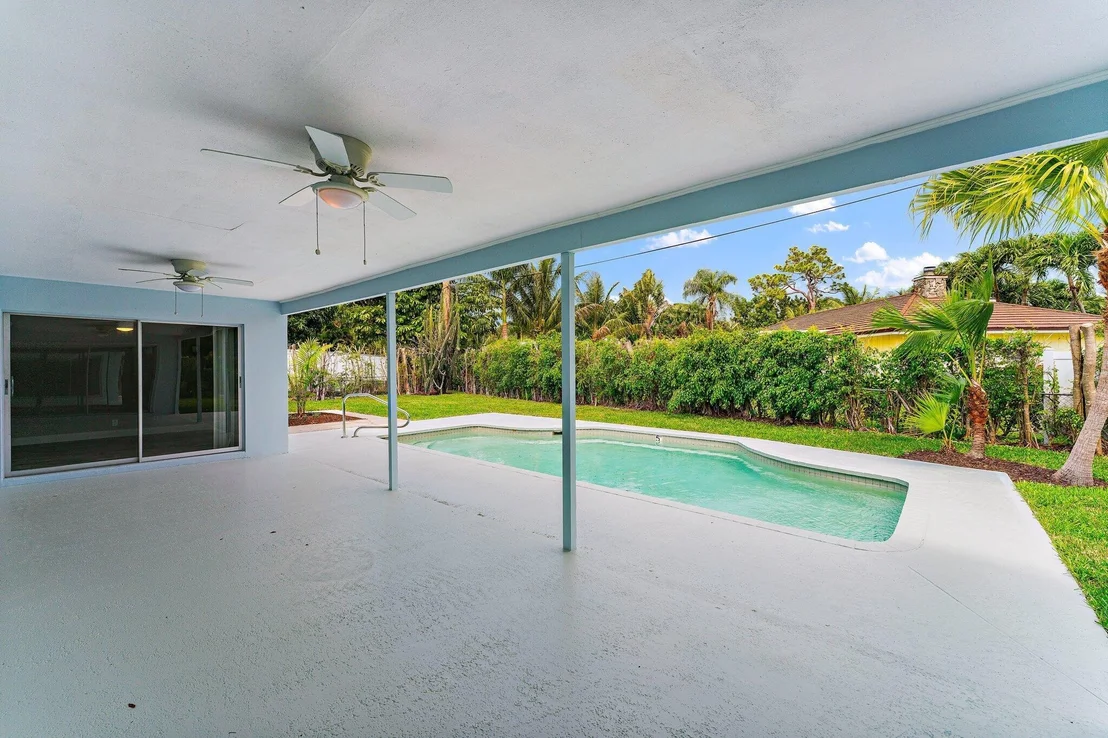 Photo of 538 Dover Road N