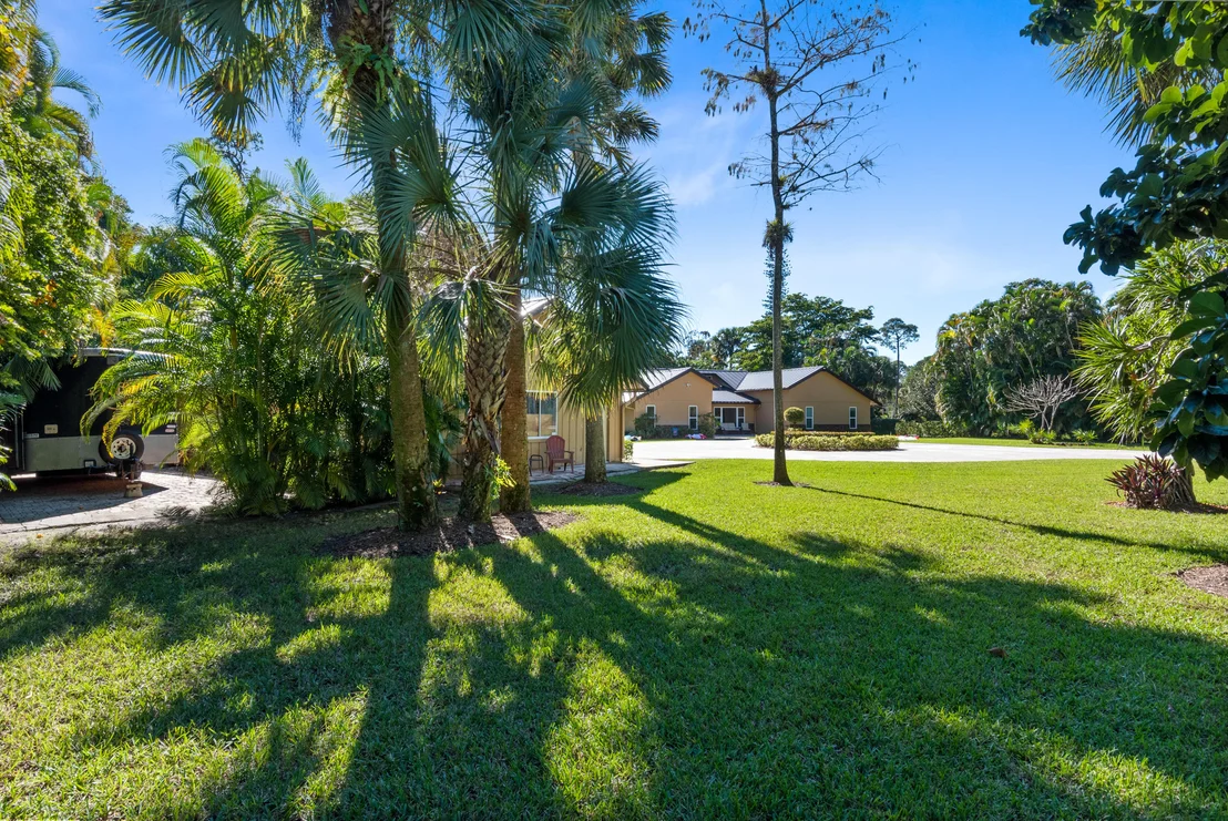 Photo of 12688 Pineacre Lane
