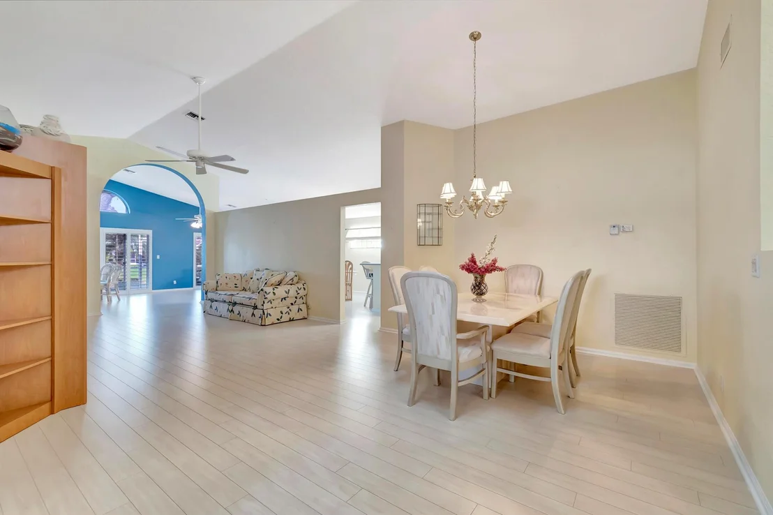 Photo of 10847 Crystal Key Lane