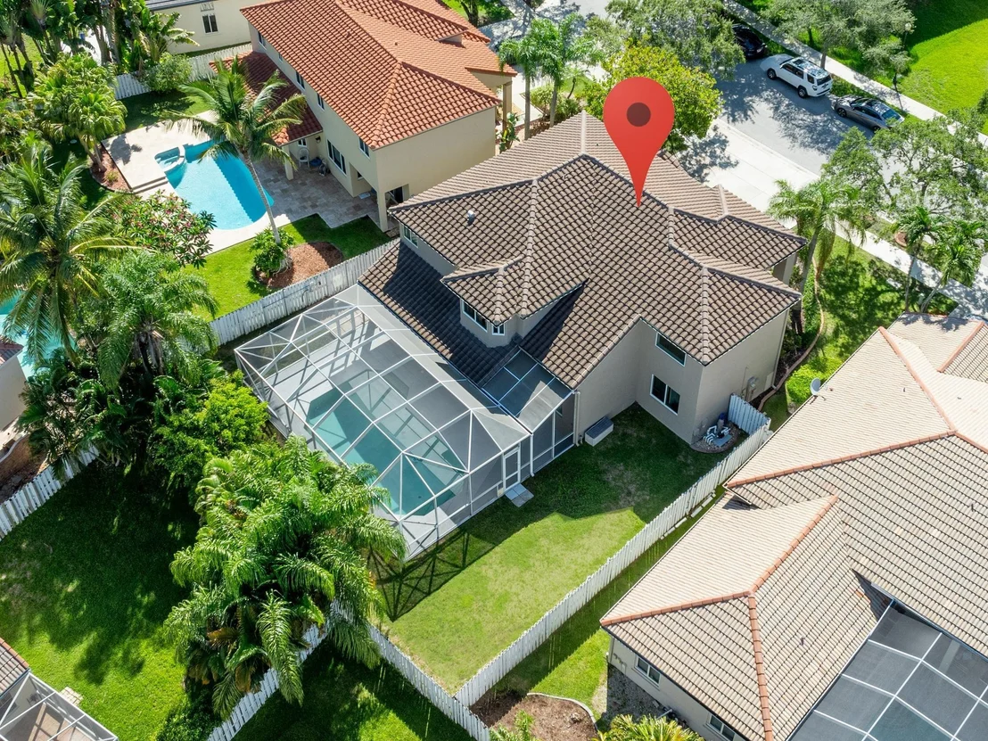 Photo of 852 Heritage Drive