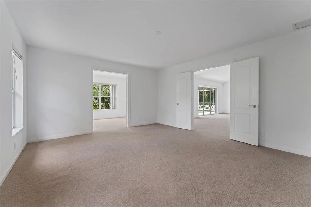 Photo of 245 Bluejay Lane