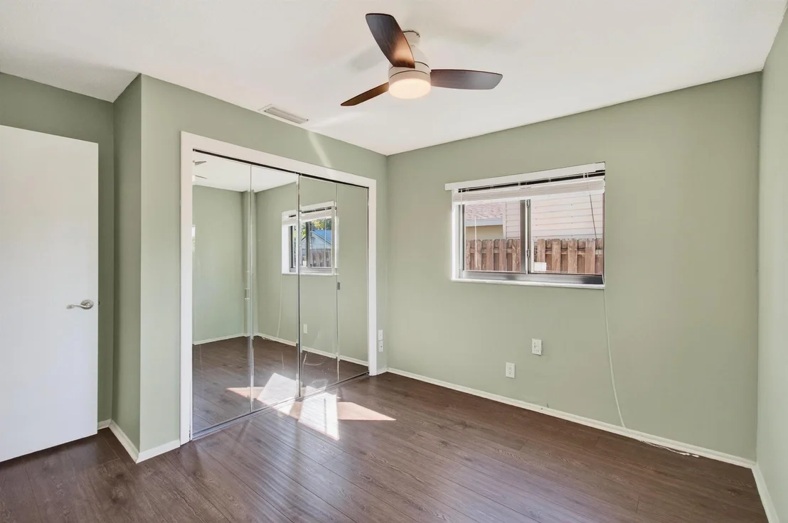 Photo of 714 Heron Drive