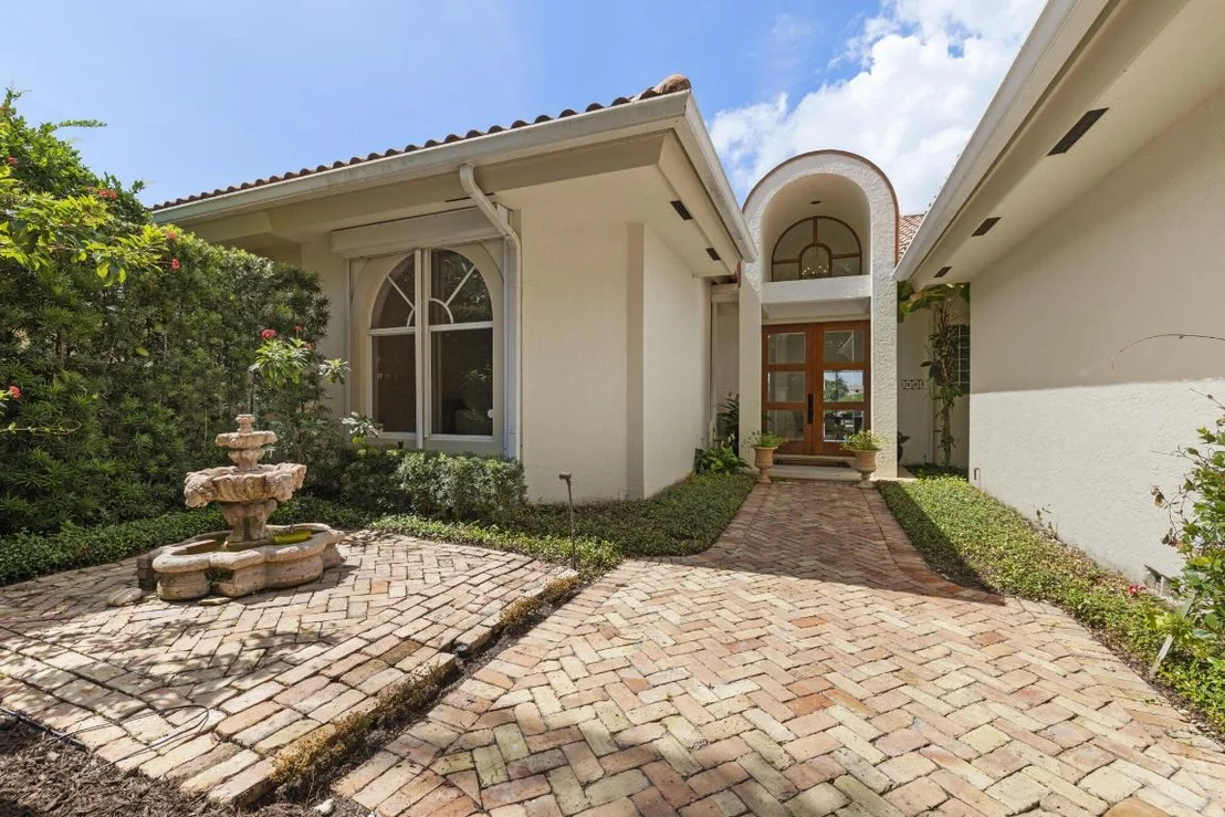 Photo of 251 Regatta Drive