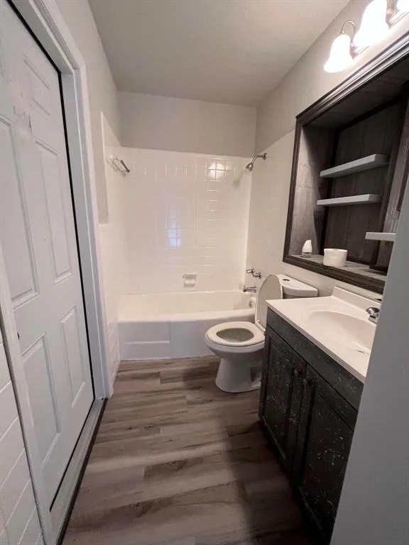 Photo of 638 Date Palm Drive