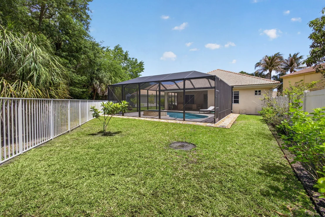 Photo of 8642 Plum Cay
