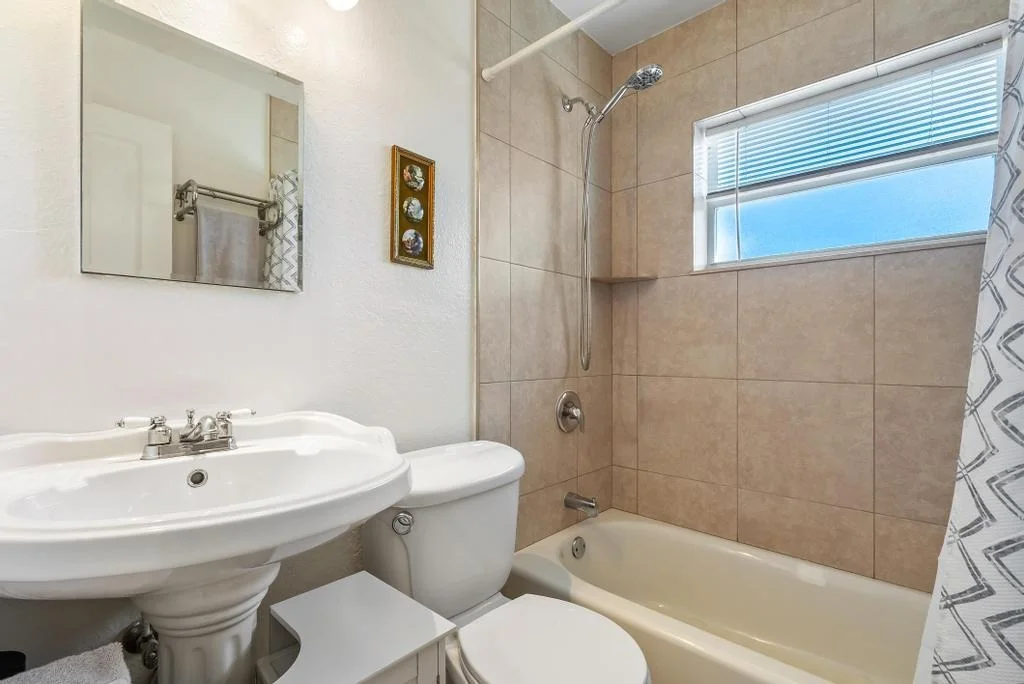 Photo of 16 SE 8th Terrace