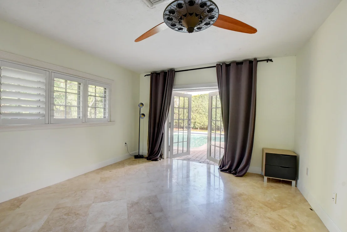 Photo of 867 Malaga Drive