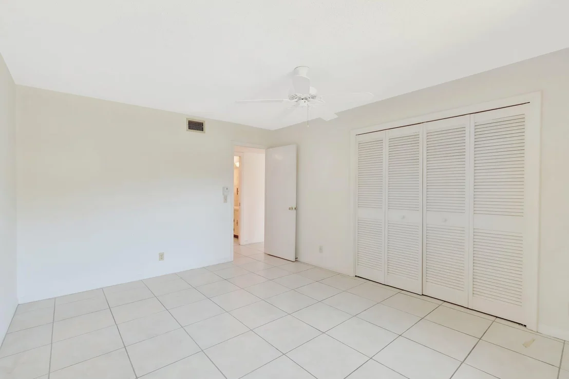 Photo of Unit A at 955 Circle Drive