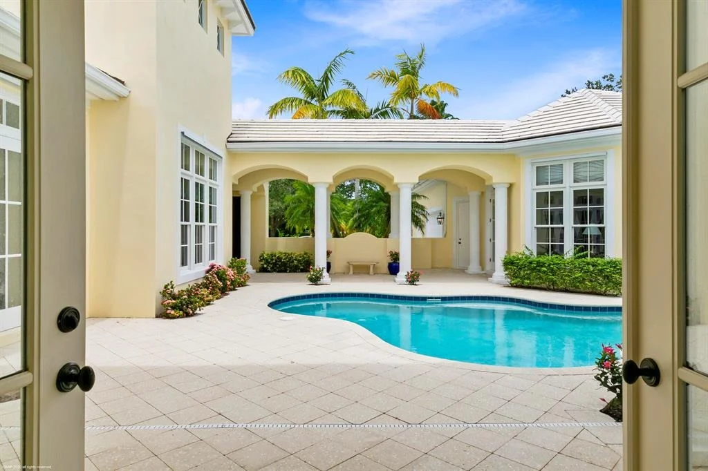 Photo of 385 Indies Drive