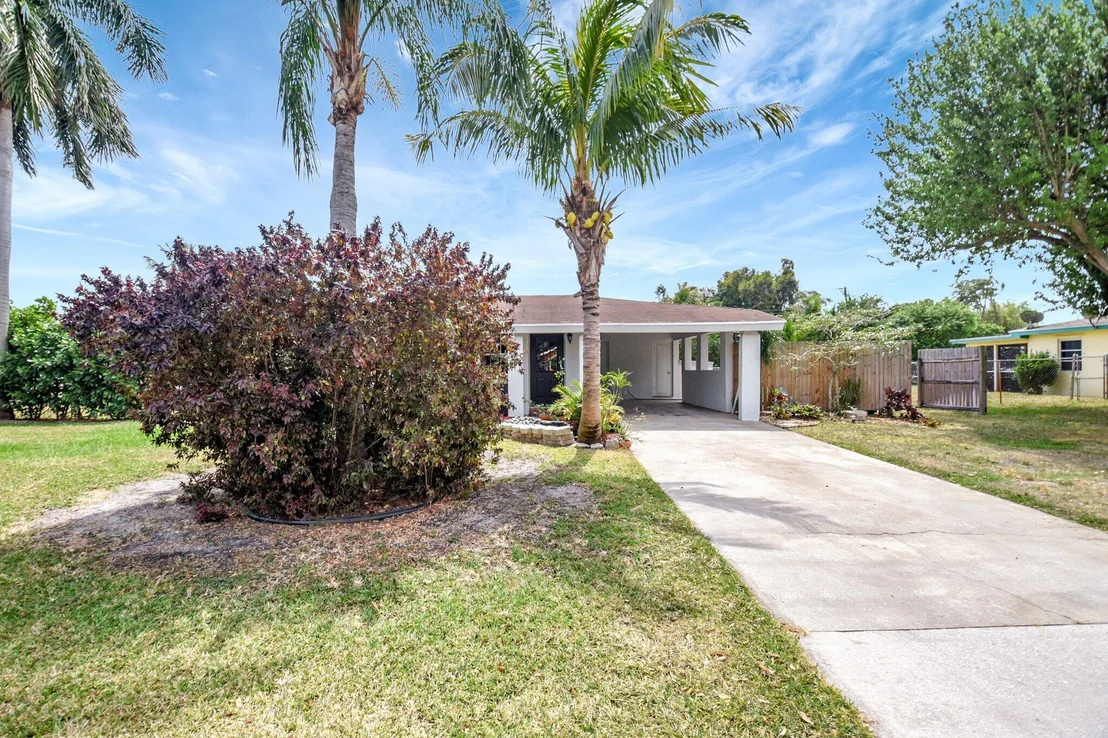 Photo of 5400 Washington Road