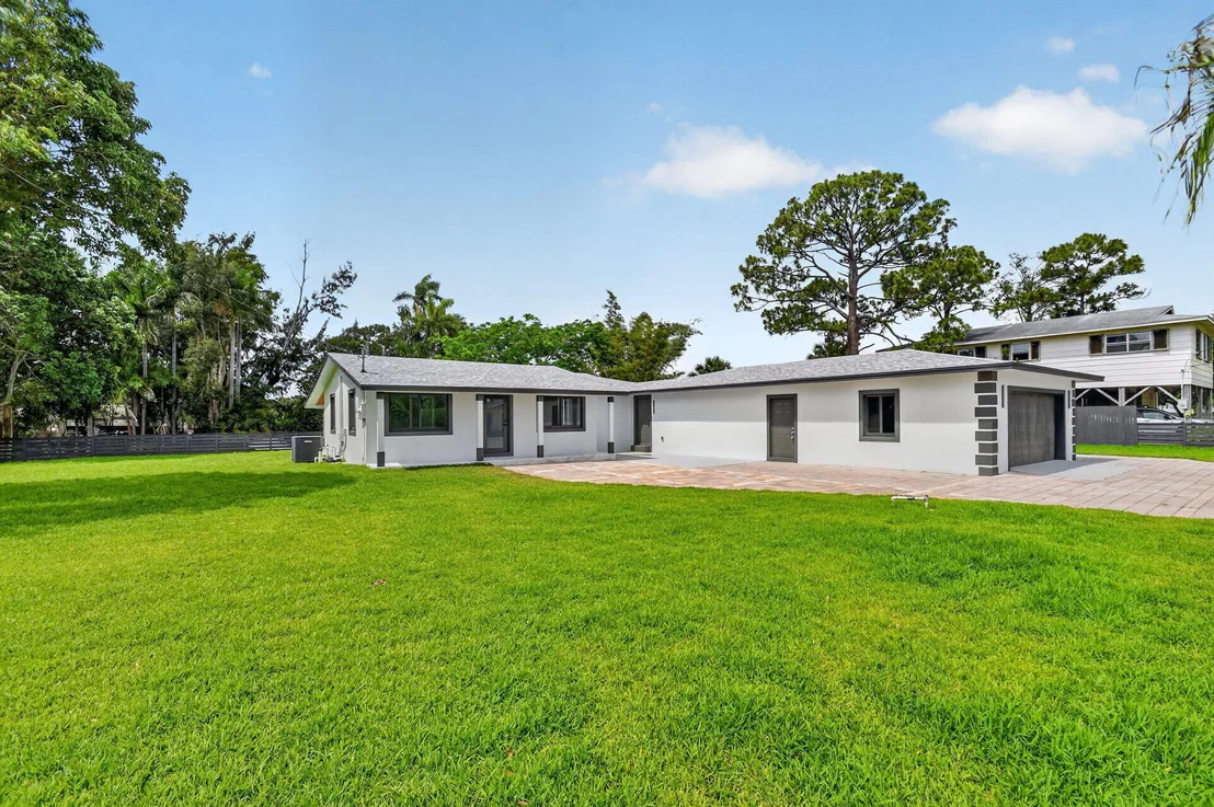 Photo of 3192 Riddle Road