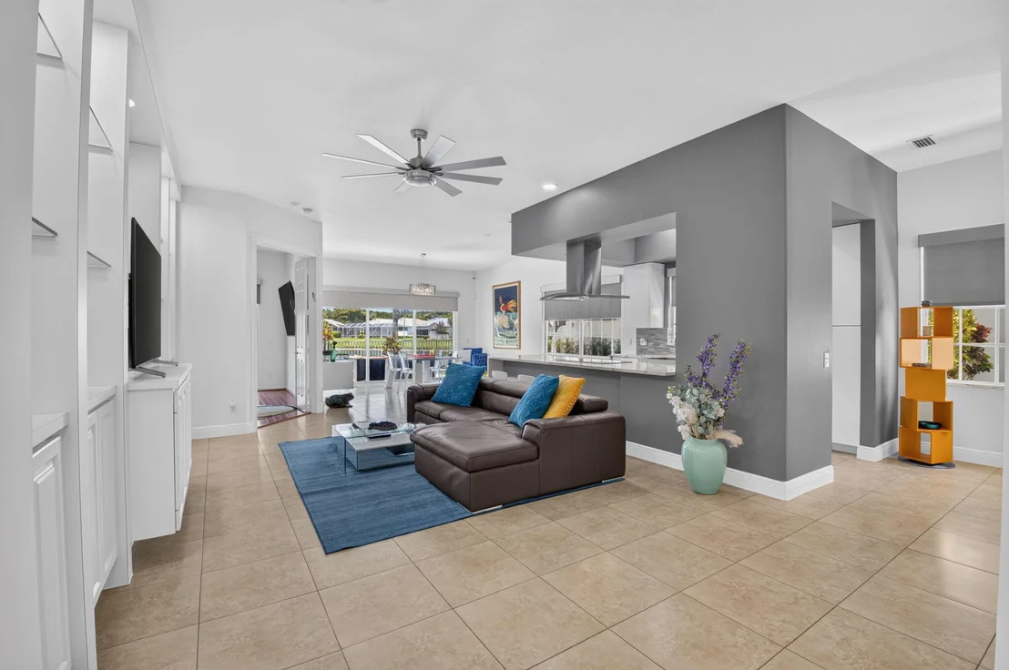 Photo of 4690 Hammock Circle