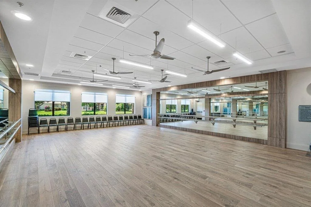 Photo of 7047 Great Falls Circle