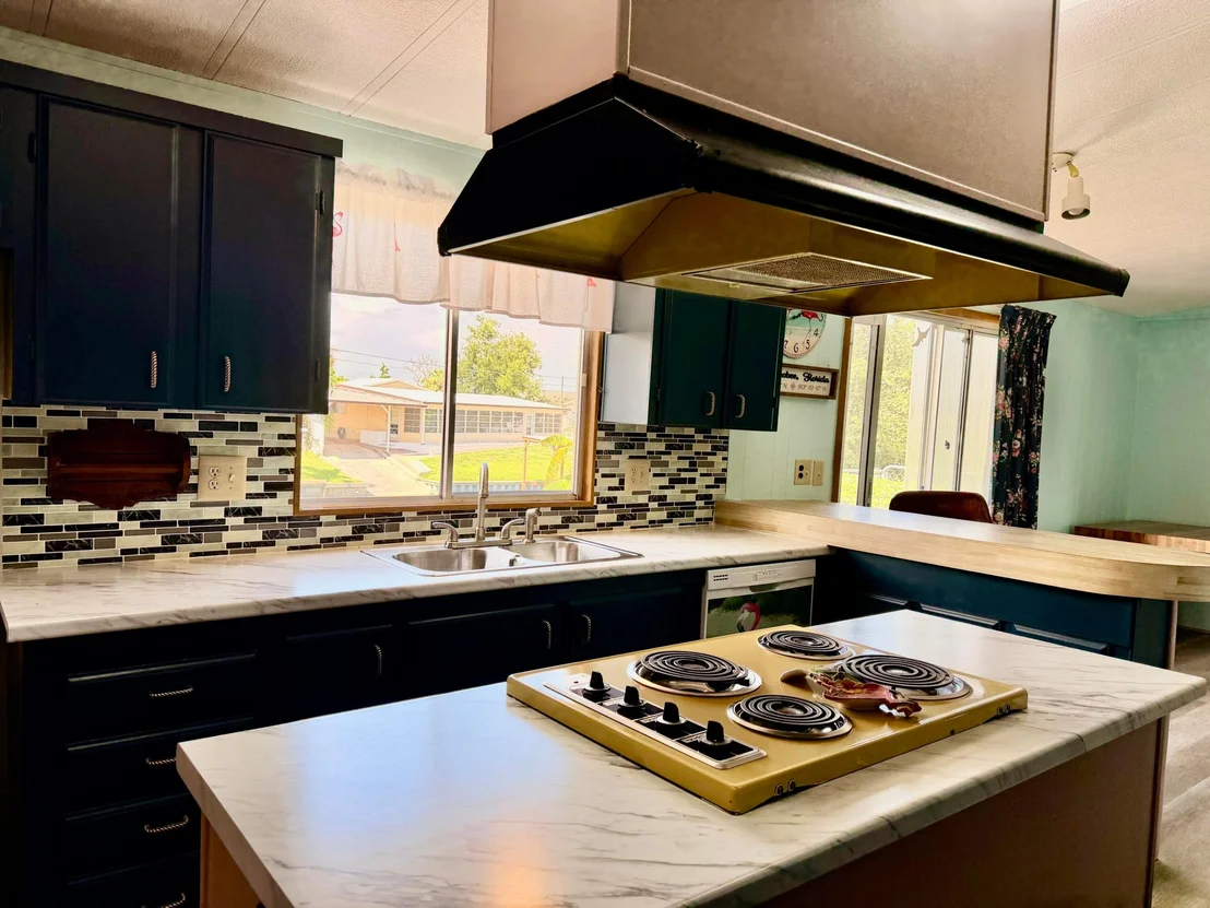 Photo of 2301 SE 33RD Street