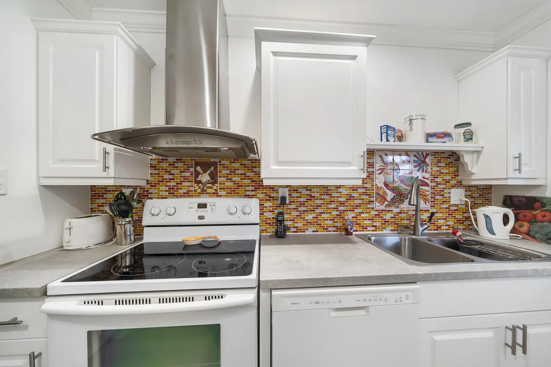 Photo of Unit C at 560 High Point Drive