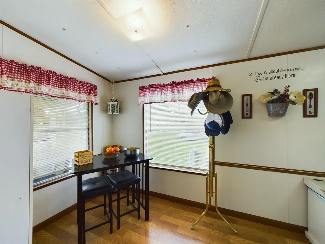 Photo of 945 Ellerbee Road