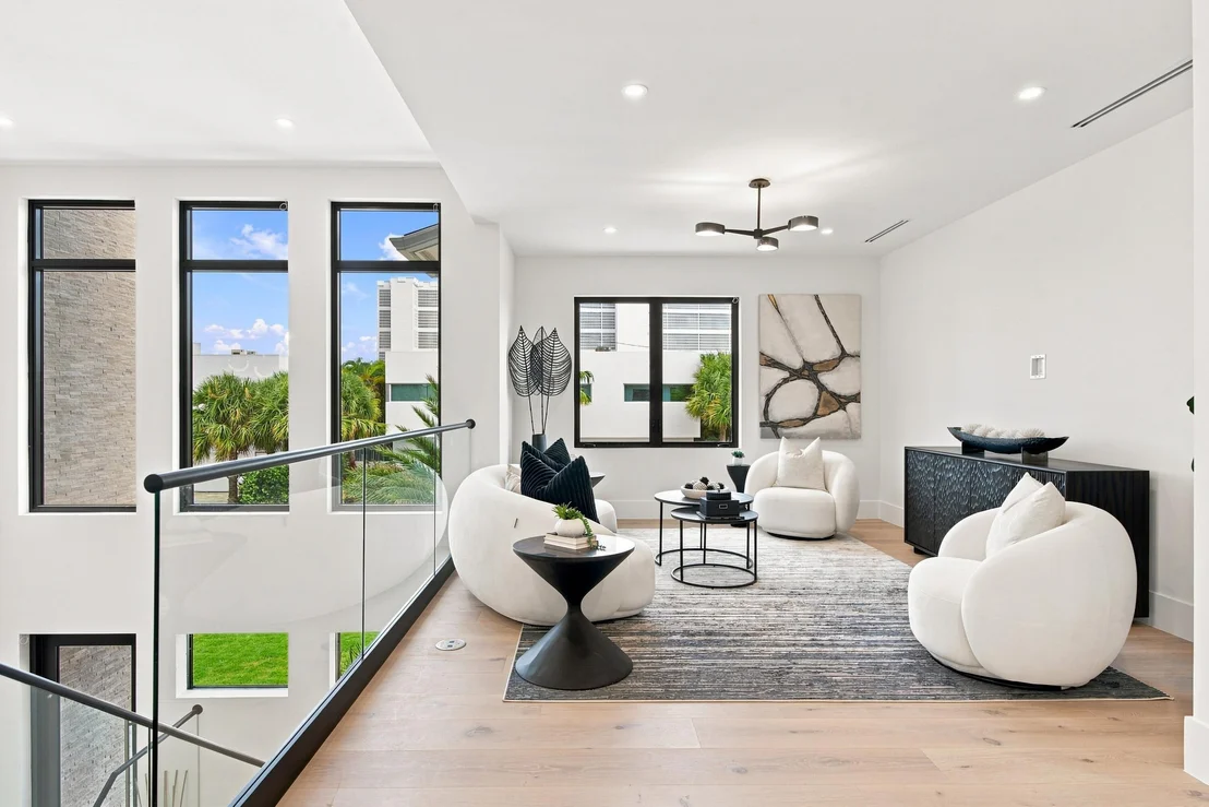Photo of 3093 Banyan Road