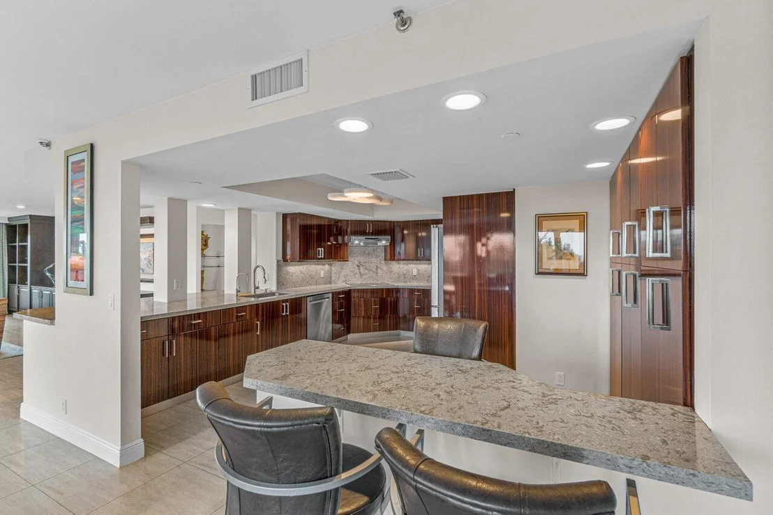 Photo of Unit B708 at 4001 N Ocean Boulevard
