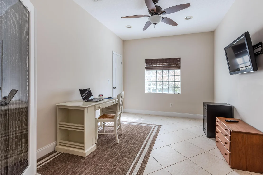 Photo of 6869 Hendry Drive