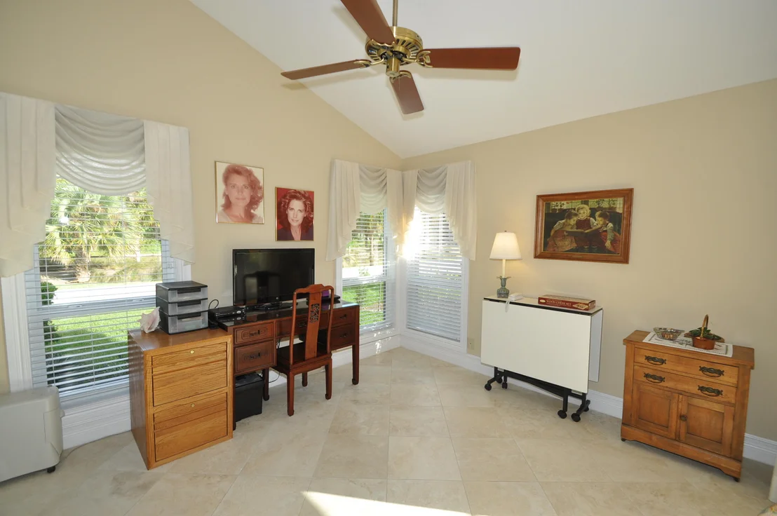 Photo of 8 Midlane Road
