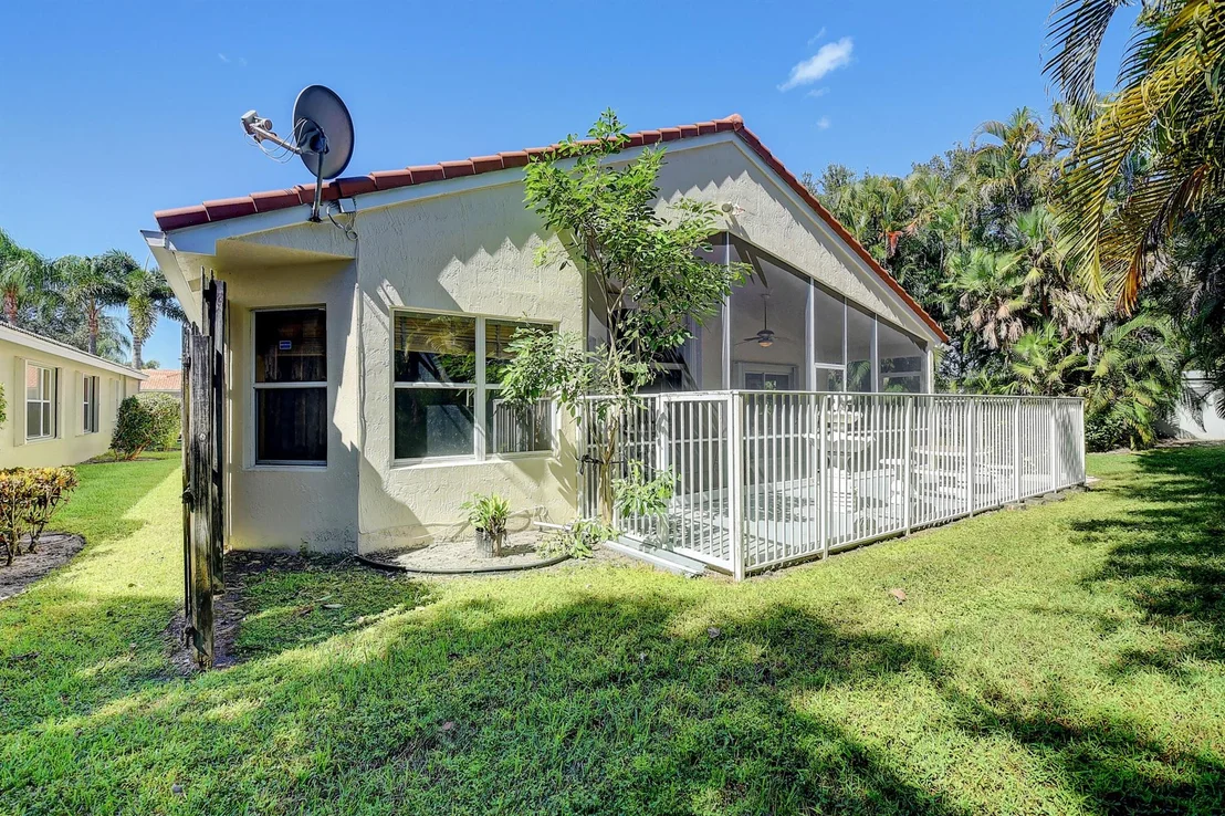 Photo of 10363 Utopia Circle E