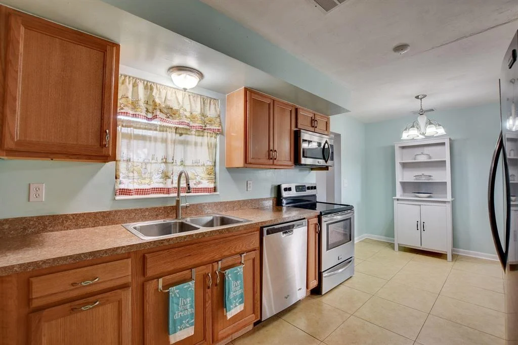 Photo of 845 Harth Drive