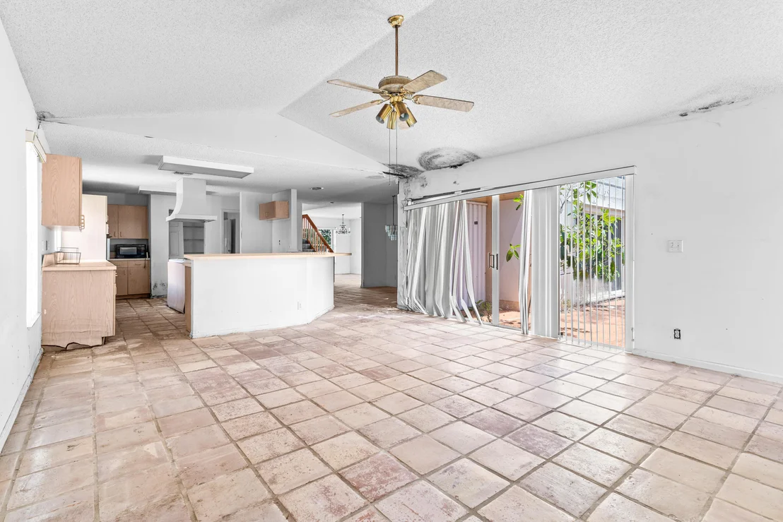 Photo of 8885 Spring Valley Drive